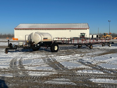 Bourgault 850 Centurion III 100 ft Pull-Type Sprayer