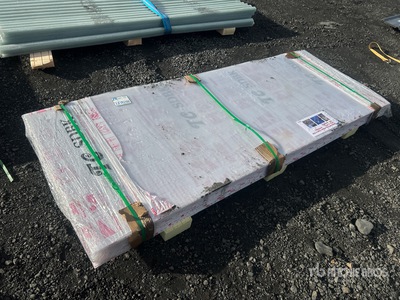 Quantity of (20) Clear Multi-Wall Polycarbonate Panes (Unused)