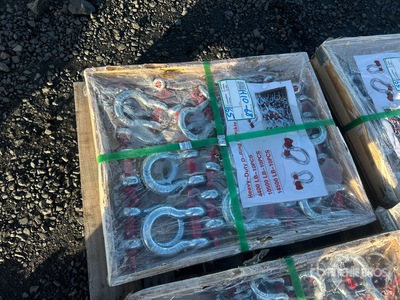Quantity of (30) Heavy Duty D-Ring Shackle (Unused)
