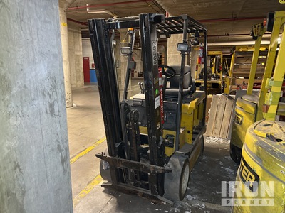 Yale ERC060ZGN48TF084 5450 lb Electric Forklift