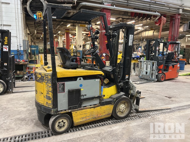 MONTACARGAS ELéCTRICO YALE ERC040GHN48TF084