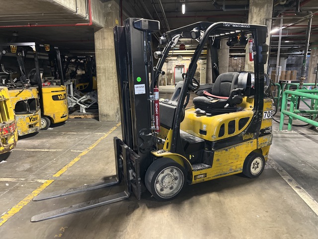 2016 Yale GLC060VXNDSE088 5750 lb Cushion Tire Forklift 2016 Yale GLC060VXNDSE088 5750 lb Cushion Tire Forklift