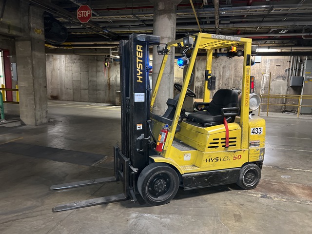 2002 Hyster S50XM 4750 lb Cushion Tire Forklift