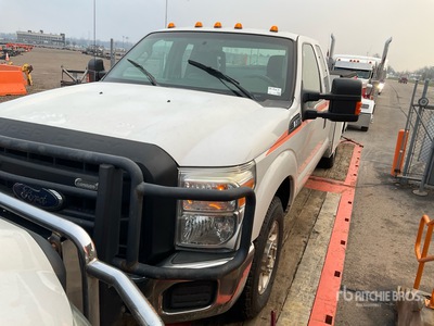 2014 Ford F-350 4x2 Extended Cab Utility Truck
