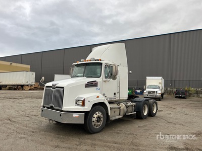 2015 Western Star 4700 6x4 Ciągnik siodłowy T/A z kabiną dzienną