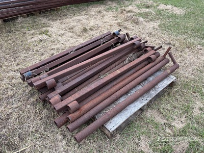 Quantity of Steel Livestock Panel Joiners