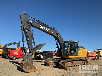 2019 JOHN DEERE 210G LC Tracked Excavator