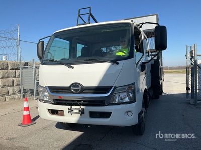 2017 Hino 155 Van Truck