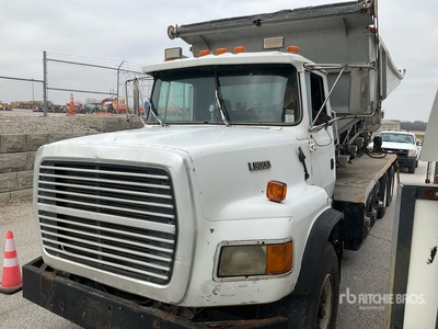 1994 Ford L9000 Tri/A Dump Truck