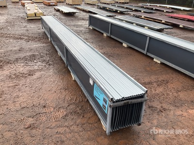 Quantity of (30) 20 ft x 17.7 in Grey Metal Roof Panels Materiale edile (Unused)