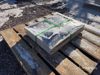 Quantity of (30) Heavy Duty D-Ring Shackle (Unused)