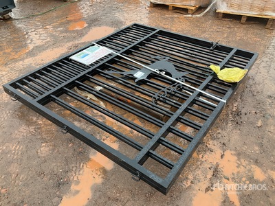 13 ft 8 in x 5 ft 9 in Wrought Iron Bi-Parting Cancello (Unused)