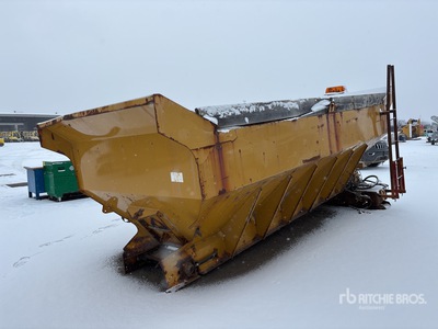 Cote EV900 17 ft サンダー ボックス - Fits Truck