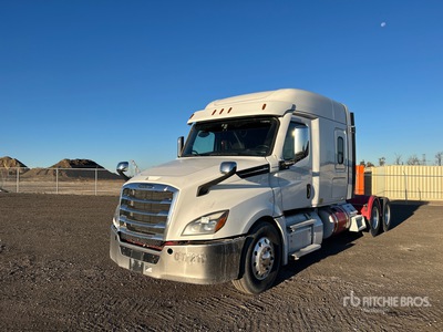 2021 Freightliner Cascadia 126 6x4 T/A Sleeper Truck Tractor