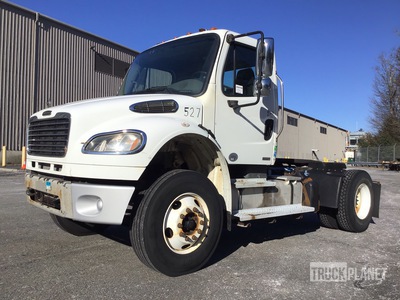 2012 Freightliner M2 106 4x2 Tracteur Routier