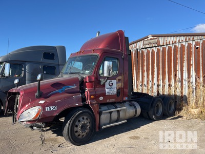 2016 Freightliner Cascadia 125 6x4 T/A Sleeper Truck Tractor