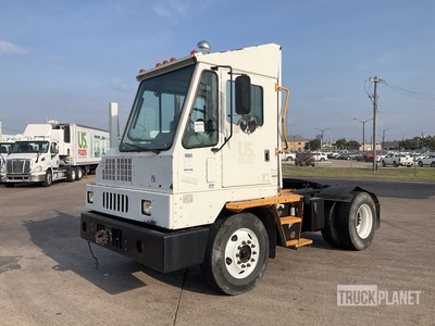 2011 Ottawa 4x2 Spotter Truck