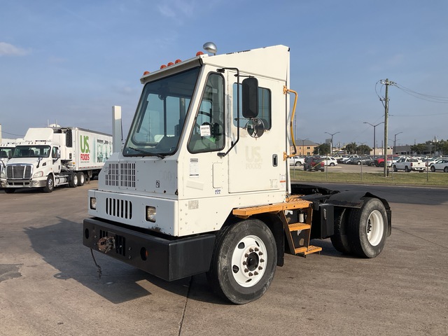 2011 Ottawa 4x2 Spotter Truck 2011 Ottawa 4x2 Spotter Truck