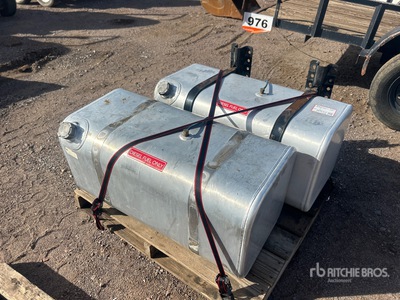 Quantity of (2) Skid Mounted Diesel Kraftstofftank