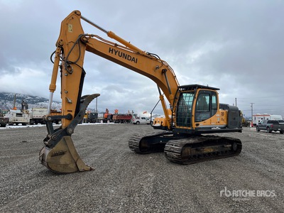2015 Hyundai R220LC-9A حفارة بجنزير