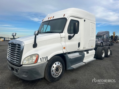 2012 Freightliner Cascadia 125 6x4 Tracteur Routier Couchette