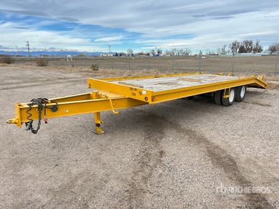 2024 North American 27 ft T/A Equipment Trailer