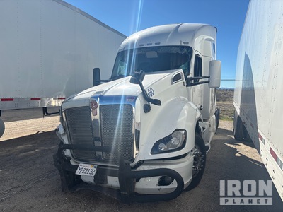 2022 Kenworth T680 6x4 Tracteur routier couchette (Inoperable)