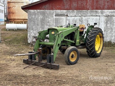 John Deere 2120 2WD Tractor