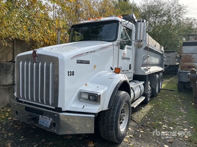 2014 Kenworth T800 8x4 4-Achs Kipper-Lkw