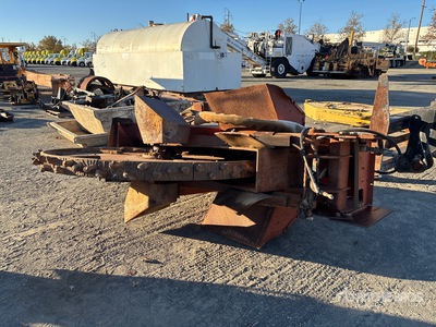 2008 Ditch Witch H841 Rock Saw Scava trincee