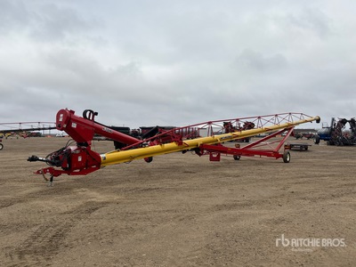 2025 Westfield 1394 13 in x Swing Grain Auger