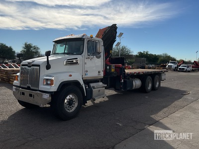 2018 Palfinger PK33002-EH 19400 lb Knuckle Boom on 2019 Western Star 4700 6x4 Platte vrachtwagen met kraan