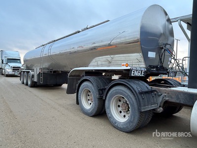 1997 6500 gal Tri/A Tanker Trailer