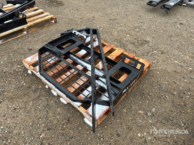 GIYI 60 in Skid Steer Forks