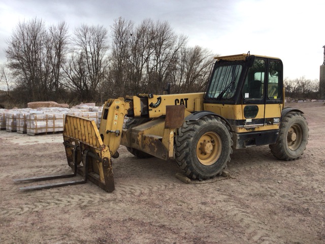 Cat TH83 Telehandler