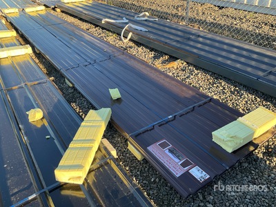 Quantity of (20) Brown Metal Roof Panels 20 Ft X 3 Ft その他 - 店舗 & 倉庫 (Unused)
