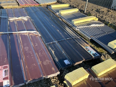 Quantity of (70) 12 ft x 3 ft Black Metal Roof Panels その他 - 店舗 & 倉庫 (Unused)
