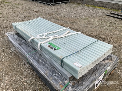 Quantity of (100) Clear Polycarbonate Roof Panel 8 Ft X 3 Ft (Unused)