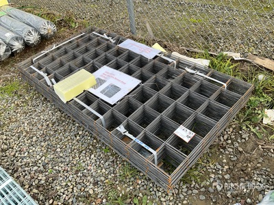 Quantity of (50) 36 in x 72 in Metal Steel Wire Mesh Sheet