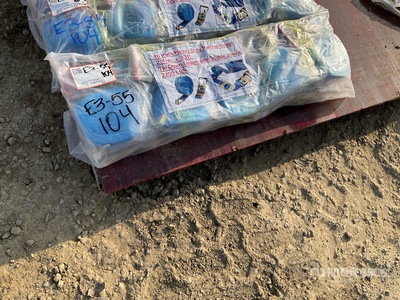 Quantity of (10) 33 ft x 2.4 in Blue Heavy Duty Ratchet Straps Divers Autres (Unused)