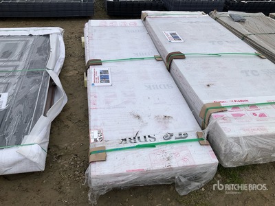 Quantity of (20) 8 ft x 27 in Clear Multi-Wall Polycarbonate Pane Divers Autres