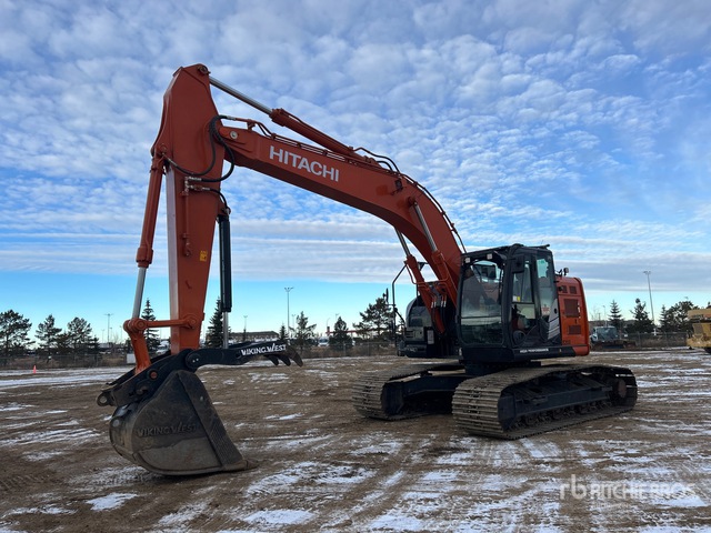 2022 Hitachi ZX245USLC-6 Tracked Excavator | Ritchie Bros. Auctioneers