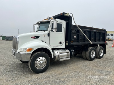 2012 Peterbilt 348 6x4 3-Achs Kipper-Lkw