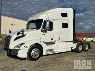 2023 Volvo VNL 760 6x4 T/A Sleeper Truck Tractor