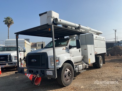 2017 Altec LR756 56 ft on 2017 Ford 2017 F-750 Super Duty 4x2 Forestry Camion à godets