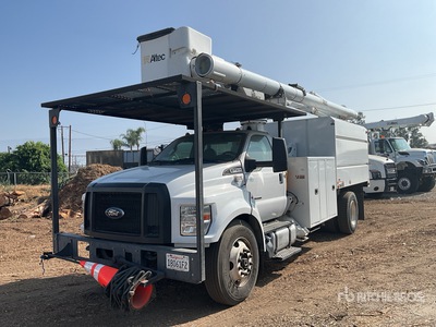 2017 Altec LR760-E70 70 ft on 2017 Ford 2017 F-750 Super Duty 4x2 Forestry Camion à godets