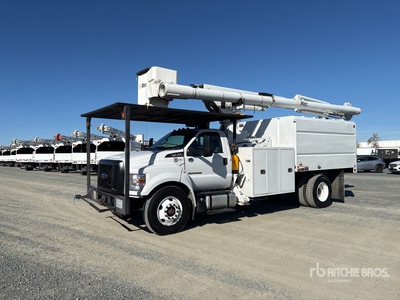 2017 Altec LR760-E70 70 ft on 2017 Ford F-750 XL 4x2 Forestry auto hoogwerker