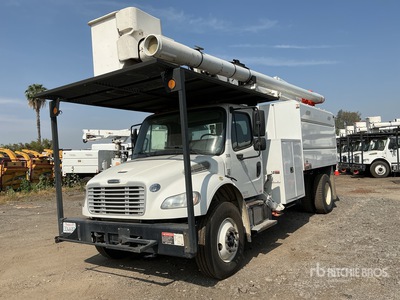2015 Altec LR758 58 ft on 2016 Freightliner M2 106 4x2 Forestry Camion à godets