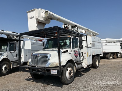 2010 Altec LRV56 56 ft on 2011 International DURASTAR 4300 4x2 Forestry Bucket Truck