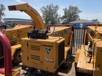 2018 Vermeer 2018 BC 1000XL 74HP Tow-Behind Wood Chipper